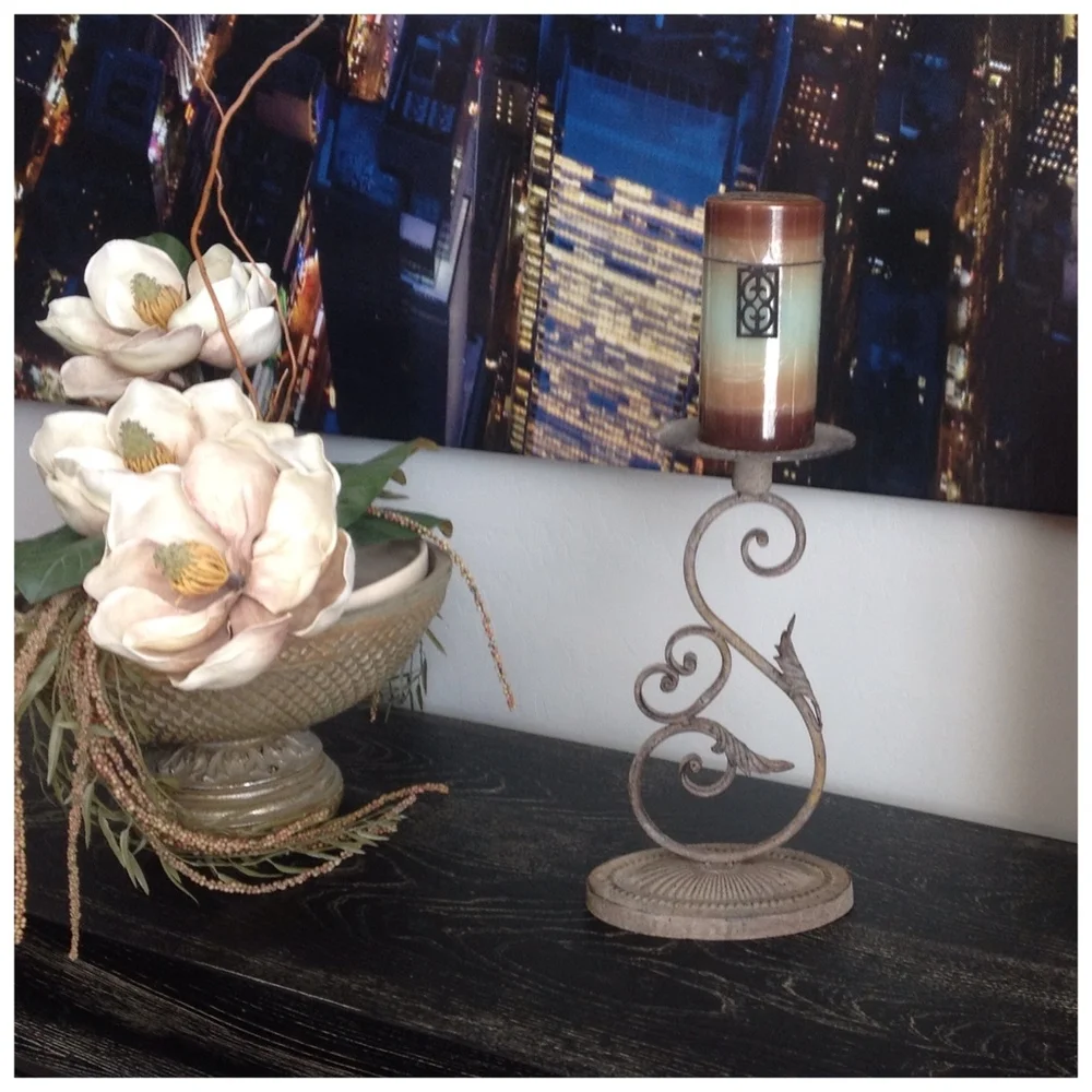 Rusty Metal Candleholder